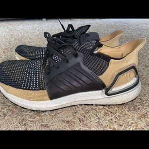 Adidas Ultra Boost 5.0 Tan